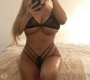 Marie-camille escorts in Athens, OH
